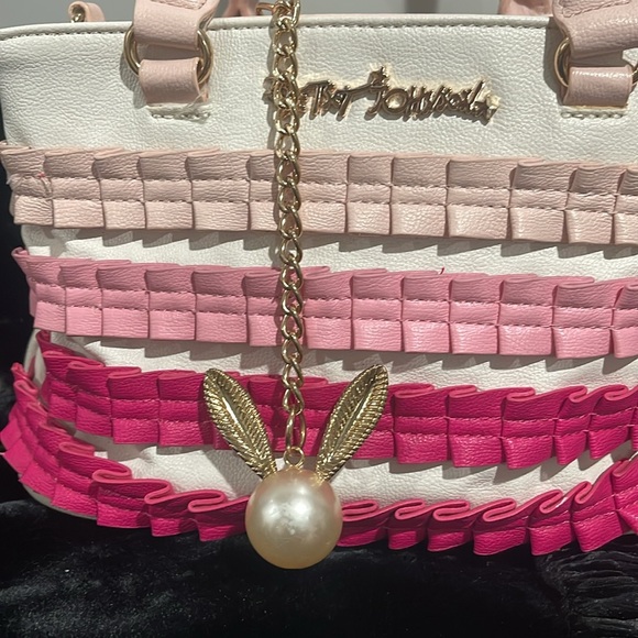 BETSEY JOHNSON White Crossbody/Handbag with Pink Gradient Ruffles - Picture 3 of 16
